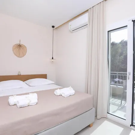 Olive Suites, Sidari