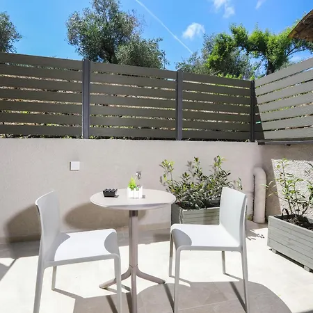 Olive Suites, Sidari