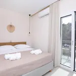 Olive Suites, Sidari